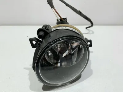 Proiector ceata dreapta 1T0941700C Volkswagen Touran facelift (2006-2010)