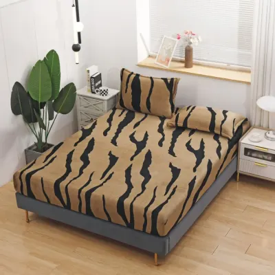 Cearsaf / Husa cu Elastic Cocolino 180x200cm si 2 fete de perna 50x70cm, Bej Maroniu, Negru, animal print