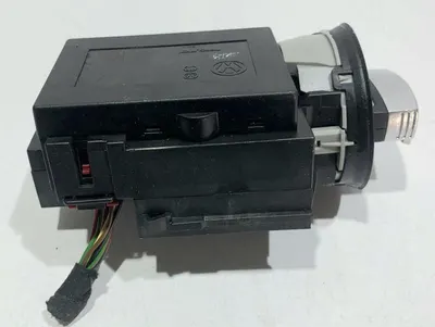 Contact pornire cu cheie 3C0905843T Volkswagen Passat B7 (2010-2014)