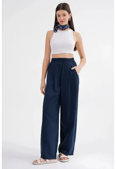 Pantaloni dama - croiala dreapta - bleumarin - in - Bleumarin