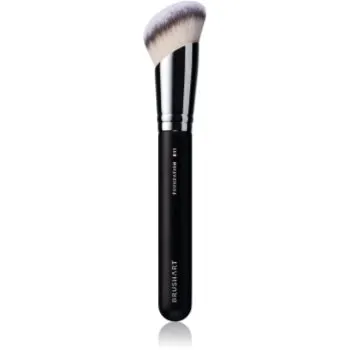 BrushArt Professional B11 Angled foundation brush pensula pentru machiaj