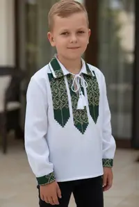 Ie traditionala baieti Roni