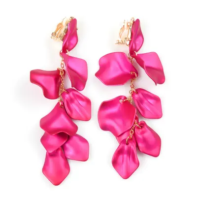 Cercei roz cu clips si design floral