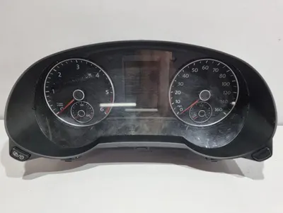 Ceasuri bord anglia 7N0920960J Volkswagen Sharan (2010-2015) [7N] 2.0 tdi CFFB