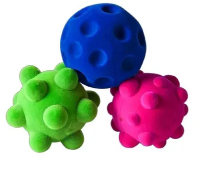 Set de 3 mingi senzoriale din cauciuc natural, 5 cm