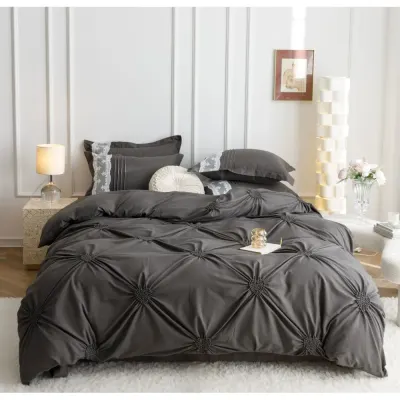 Lenjerie de Pat Premium, JOJO HOME, Finet Soft Touch, cu Inimioare din Pliuri Brodate, si Dantela Delicata, 6 Piese, Nesifonabila si Durabila, Gri inchis