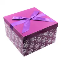 Cutie de cadou cu tissue paper, fundiță decorativă și minifelicitare - Magenta Flower