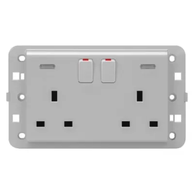 Twin Switched Socket-Outlet - Standard Englez - 2p+e 13 a - Backlit - Titanium - Cproiector Horus