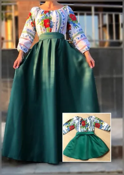 Rochita traditionala stilizata cu Maci 12