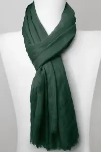 Esarfa dreptunghiulara din matase si vascoza, verde inchis
