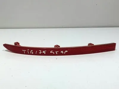 Catadioptru bara stanga spate 5N0945105 Volkswagen Tiguan (2007-2011)