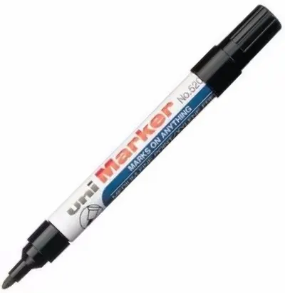 Marker permanent Uniball pe bază de ulei – negru