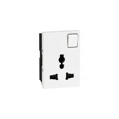 Multistandard priza Arteor - 2P+E switched - shutterosu - 3 module - alb