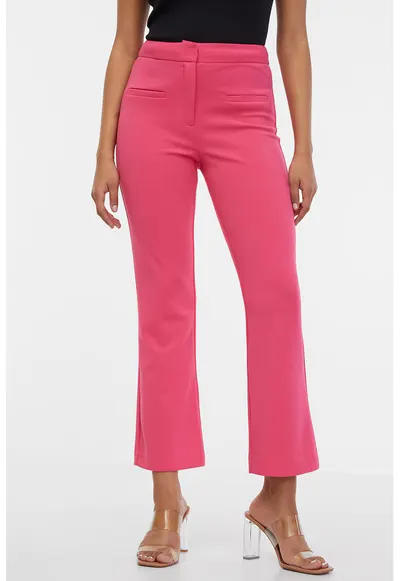 Pantaloni cu croiala kick flared - Roz aprins