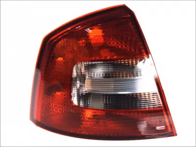 Stop tripla lampa spate stanga SKODA OCTAVIA LIFTBACK 2008-2013