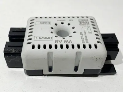 Amplificator antena 5Q0035570 Volkswagen Golf 7 (2012-2017)
