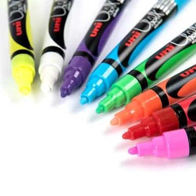 Marker colorat pentru table luminoase, table școlare și suprafețe neporoase