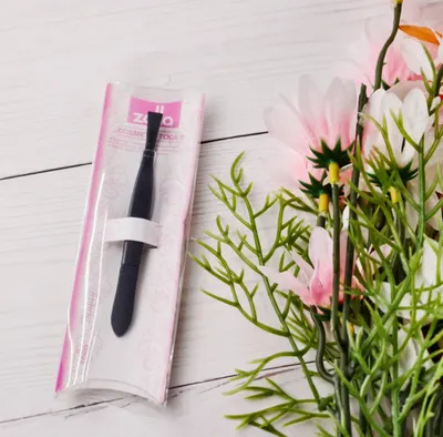 Pensetă profesională Zolla neagră pentru îngrijire cosmetică