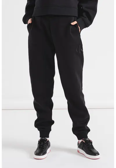 Pantaloni de trening conici cu monograma brodata - Negru