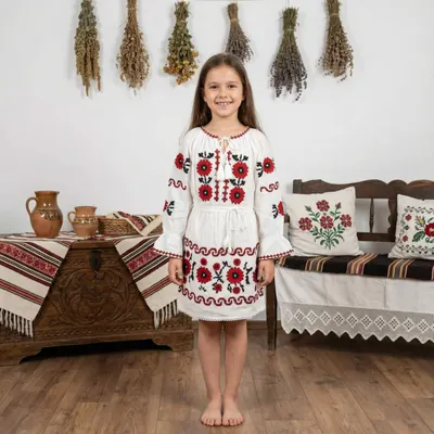 Rochita Traditionala Alexandra 4