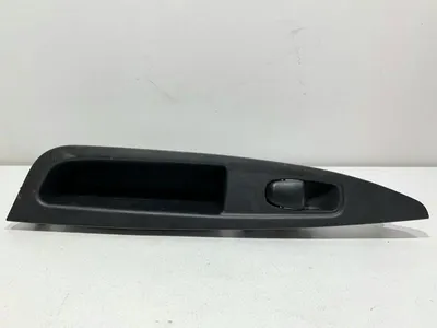 Buton comanda geam electric dreapta spate 82960-4EA0AX Nissan Qashqai 2 (2013-2016) [J11]