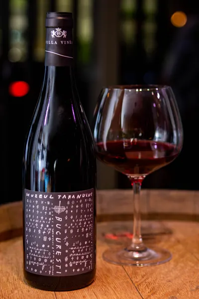 Vin rosu - Villa Vinea,Premium, Feteasca Neagra, sec, 2018