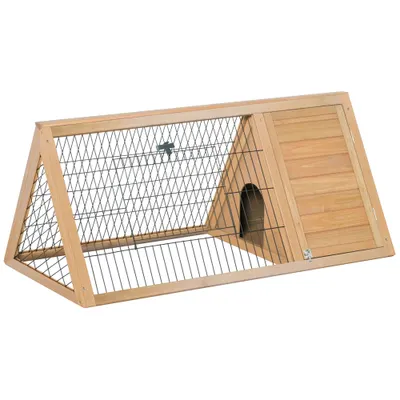 PawHut Clapier triunghiular de sol, tarc exterior, cuib dublu uși pentru iepuri, pui de găină, broască țestoasă, dim. 116L x 62,2l x 52,5H cm, lemn masiv de pin | Aosom Romania