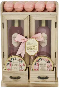 IDC Institute Set cadou Scented Garden, 15 piese
