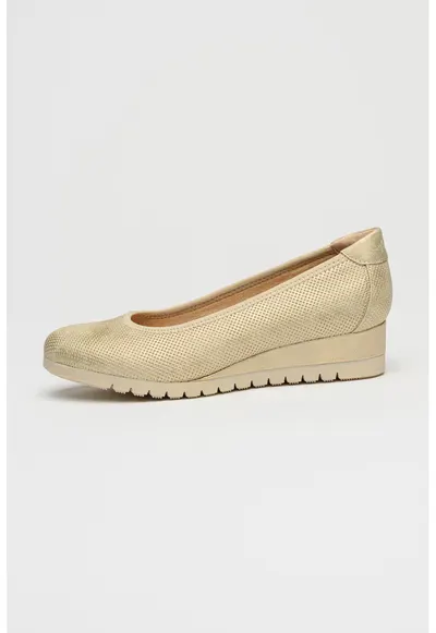 Pantofi din piele ecologica cu talpa wedge - Crem