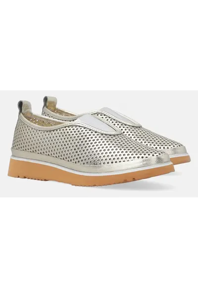 Pantofi sport de piele cu perforatii