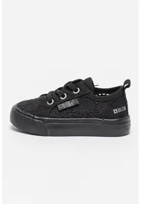 Pantofi sport cu broderii si decupaje - Negru