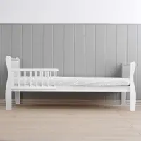 Pat din lemn masiv pentru Junior Noble alb 160x80 cm