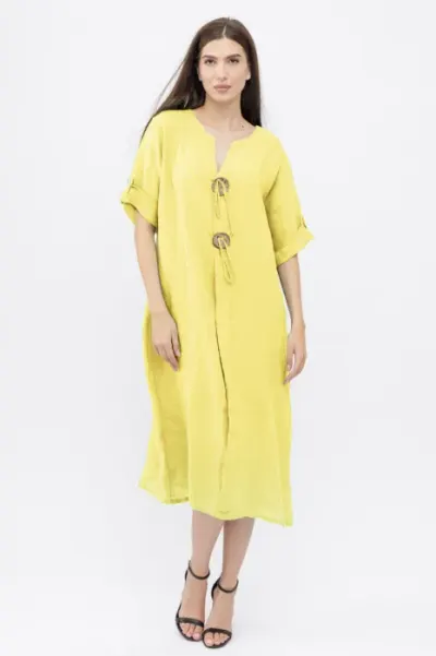 Rochie oversize din in, cu nasturi pe piept, galben pai