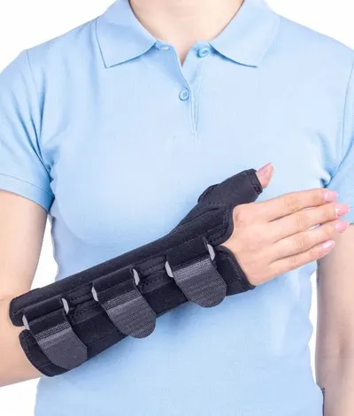 CARPOFIX M FINGER – Orteza mainii si policelui, marimea 5, dreapta