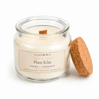 Lumânare parfumată din ceară de soia Plum Éclat - Prună și Trandafir 90 g - Transparent
