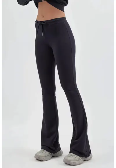 Pantaloni dama - evazati - bleumarin - textil
