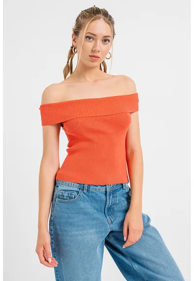 Tricou cu model in dungi si decolteu pe umeri - Portocaliu