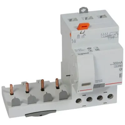 Bloc dif. adaptat DX³-surub-4P-400V~-63A-tipHpi-300mA-disj. 1modul/pol-fir trad.