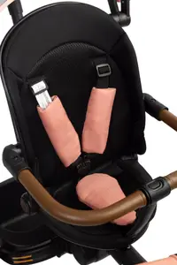 Tricicleta pentru copii Toyz Saber Light Pink pliabila, multifunctionala cu spatar reglabil si pozitie de somn, copertina si maner parinte cu inaltime reglabila, pana la 25 kg