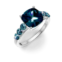 Inel din aur alb cu topaze London blue cushion si rotunde de 4.3ct