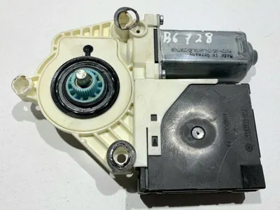 Motoras macara geam dreapta fata 1K0959702Q Volkswagen Passat B6 3C (2005-2010)