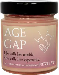 Lumânare parfumată Next Lit Burning Tropes - Age Gap, 180 g
