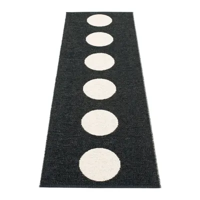 Covor tip traversă pentru interior și exterior alb-negru 70x225 cm Vera Black – Pappelina