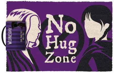 Covoraș pentru ușa Pyramid Televosion: Wednesday - No Hug Zone