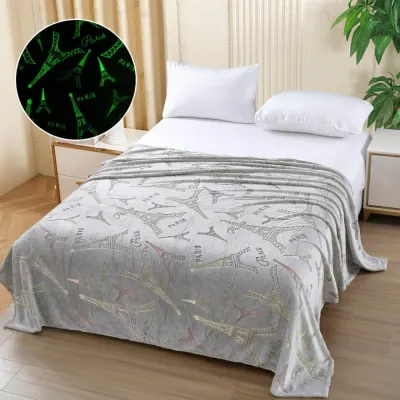 Patura Cocolino Pufoasa, Premium, cu Model Fluorescent, 200x230 cm – Confort si Eleganta de la Johny Home Pucioasa, Gri, Turnul Eiffel