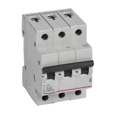 Disjunctor RX3 3P B32 6kA