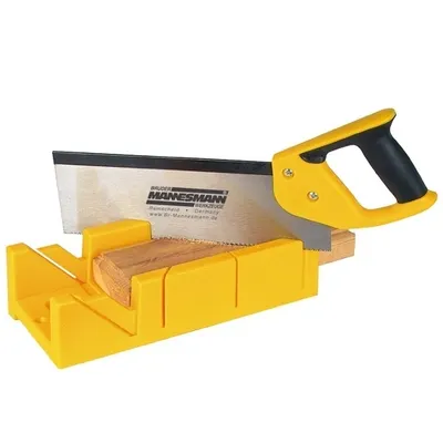 Set fierastrau si cutie de taiere la unghi Mannesmann 30182, 300 mm