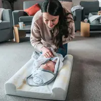 Saltea pentru infasat BabyDam SuperSnug AlbGalben 70x45cm inclinata, anti reflux, suport lateral