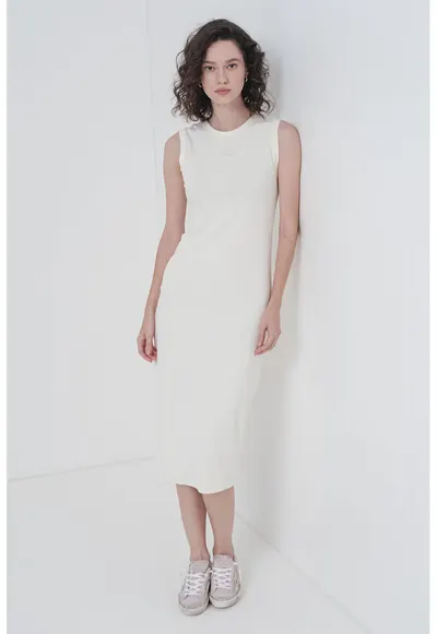 Rochie midi cu decolteu la baza gatului - Galben pal