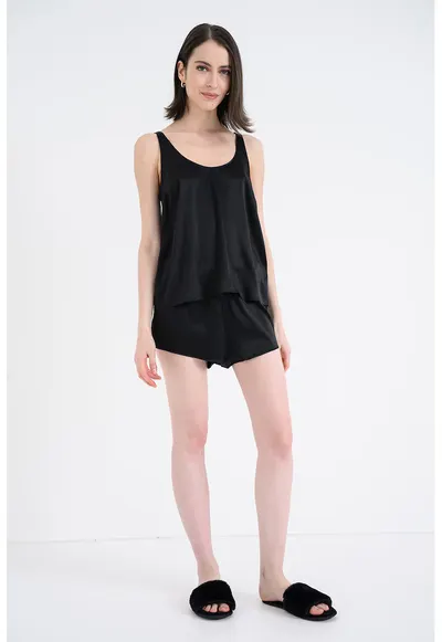 Pijama de matase cu model uni - Negru